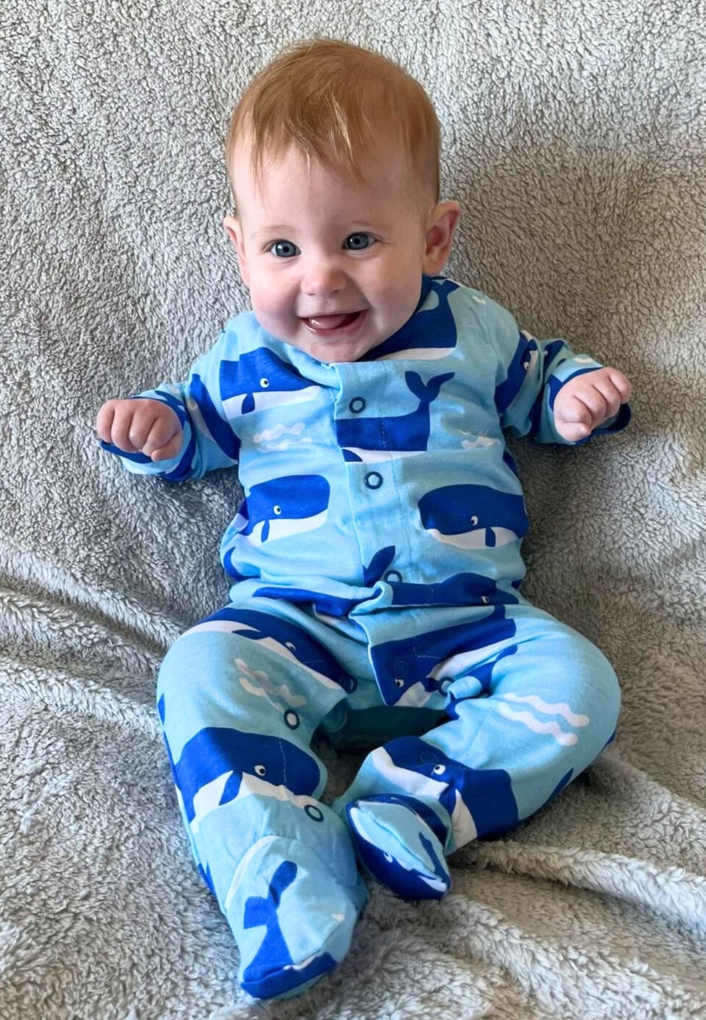 Bio - Baumwoll Baby Geschenkset Wal und Wellen - Druck - Toby Tiger GmbH