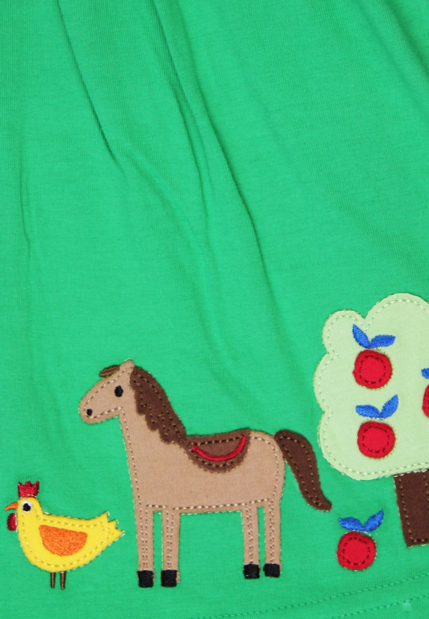 Bio - Baumwoll Kinder Jersey Kleid langarm mit Bauernhof - Applikation - Toby Tiger GmbH