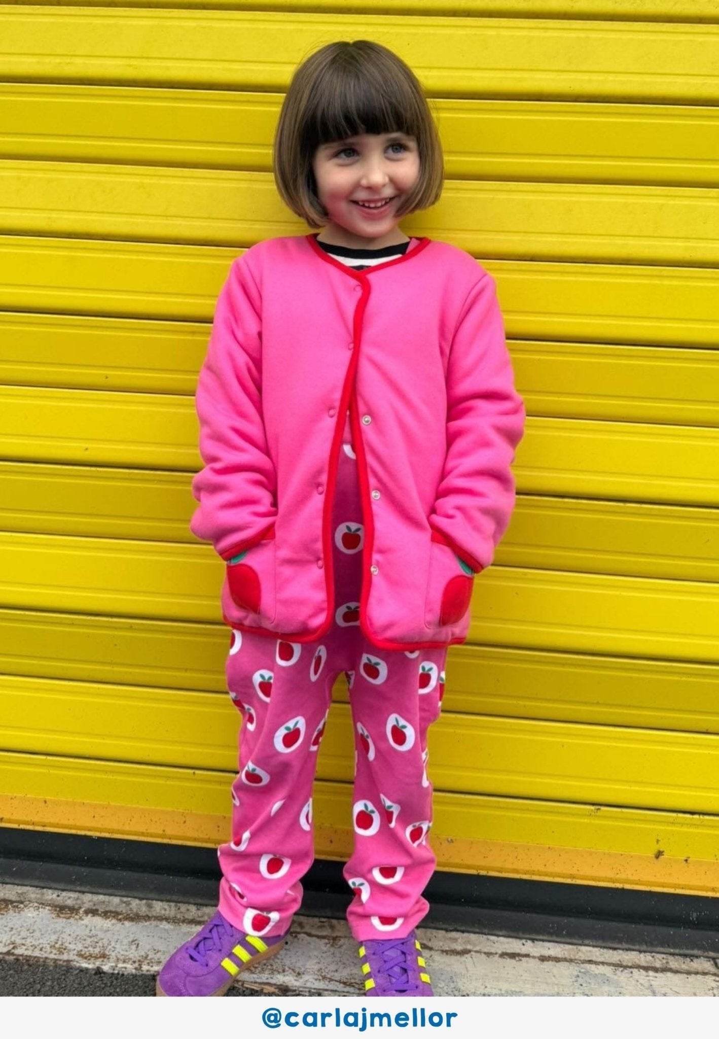 Bio - Baumwoll Kinder Jacke zum Wenden mit Apfel - Applikationen - Toby Tiger GmbH