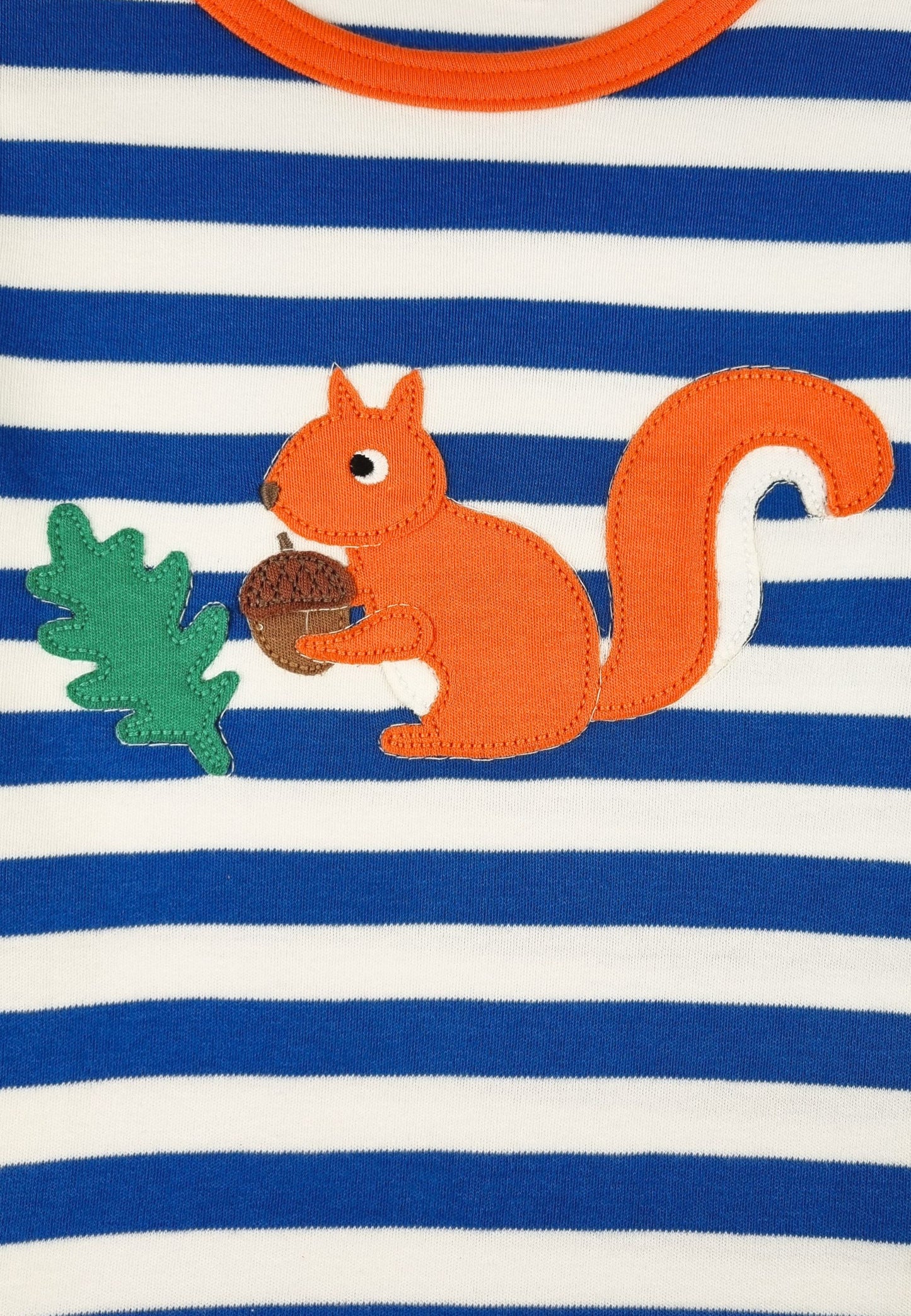 Bio-Baumwoll Kinder Langarmshirt, gestreift mit Eichhörnchen-Applikation