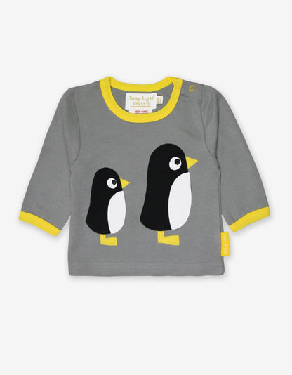 Langarmshirt aus Bio Baumwolle mit Pinguin Applikation - Toby Tiger GmbH Retail