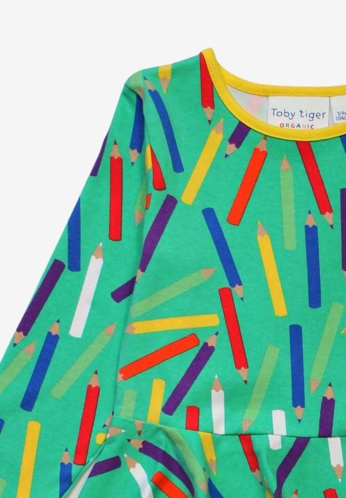 langärmligeses Bio Baumwollkleid und Skater Schnit mit Kunst Aufdruck - Toby Tiger GmbH