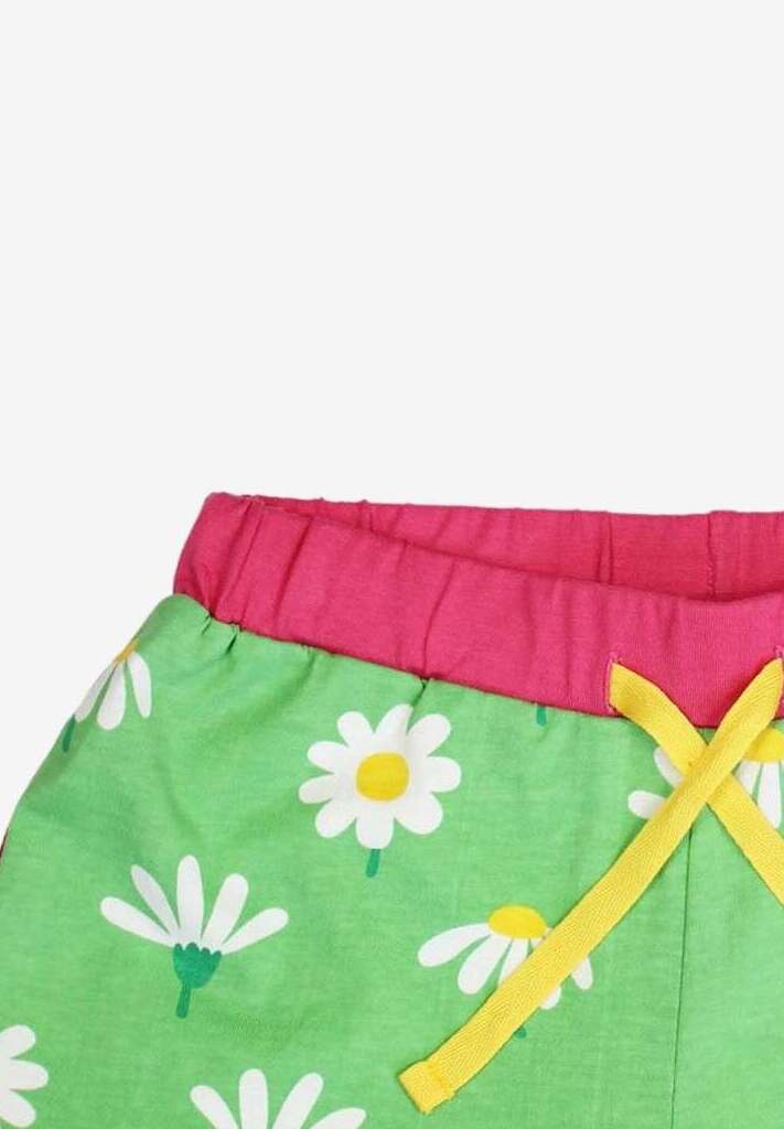 Bio - Laufshorts mit Gänseblümchen - Print - Toby Tiger GmbH