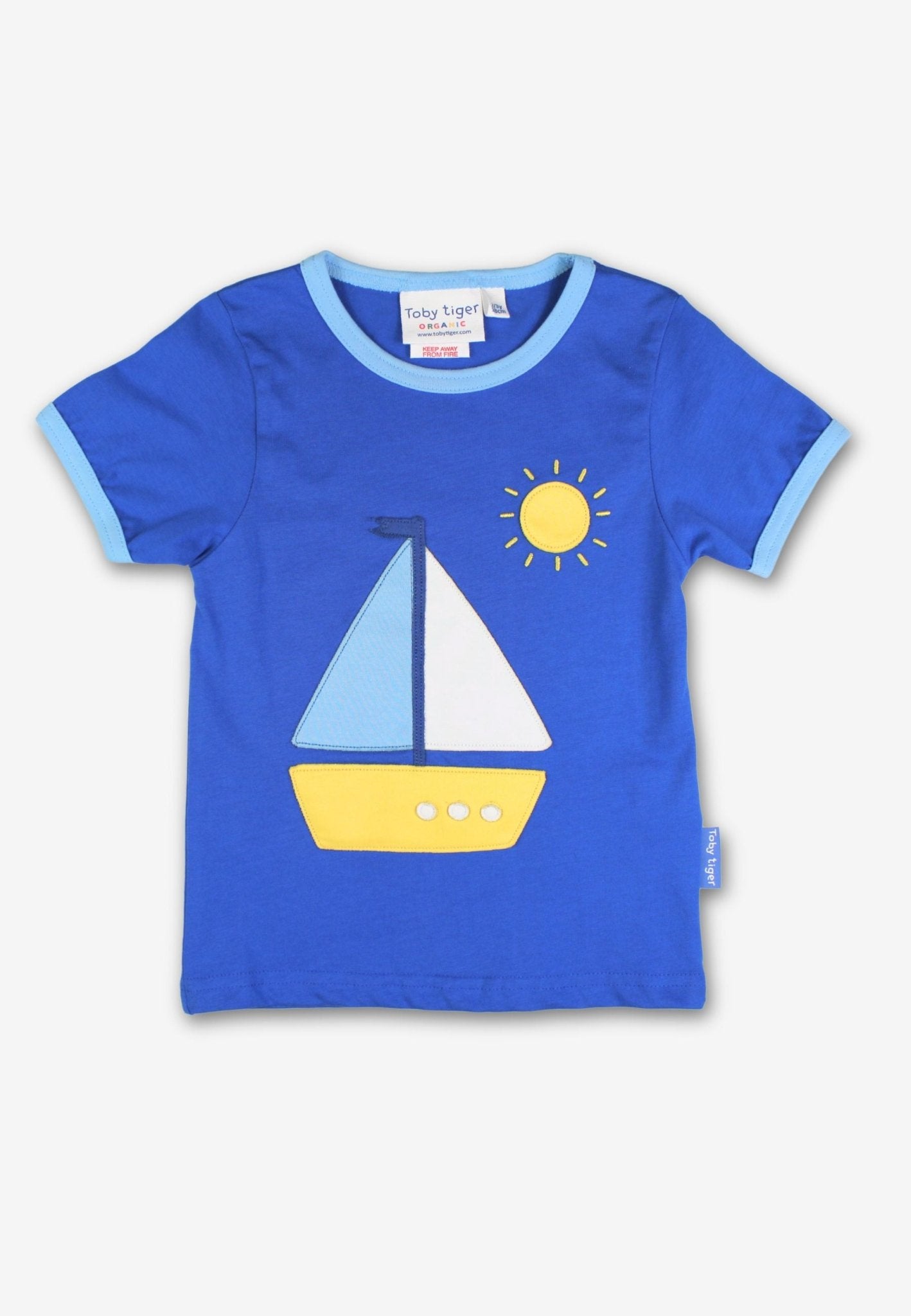 Bio - Baumwoll Kinder Shirt kurzarm mit Segelboote - Applikation - Toby Tiger GmbH