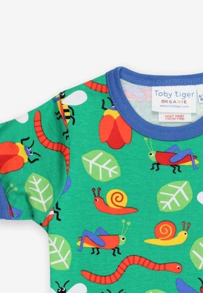 T-Shirt aus Bio Baumwolle mit Insekten Print - Toby Tiger GmbH