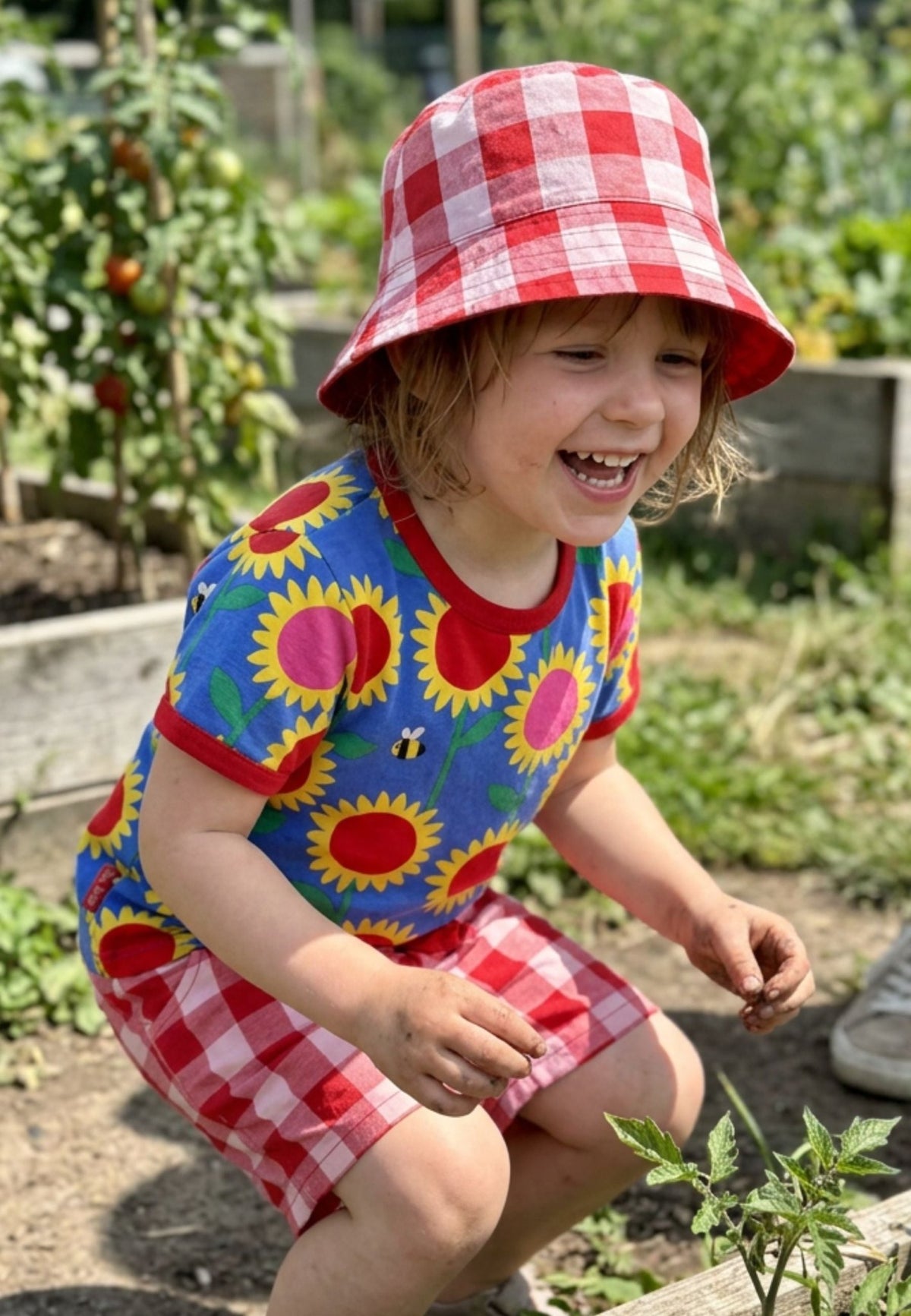 Bio-Baumwoll Kinder Shirt kurzarm mit Sonnenblumen-Meer-Druck