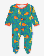 Laden Sie das Bild in den Galerie-Viewer, Baby Schlafanzug aus Bio Baumwolle mit Löwen Print
