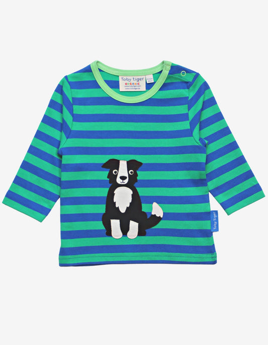 Organic long-sleeved shirt with dog applications