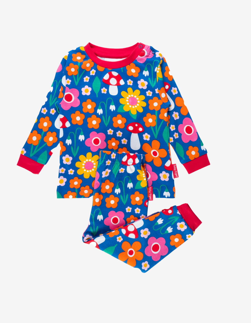 Organic cotton pajamas with flower pattern and mushroom applications