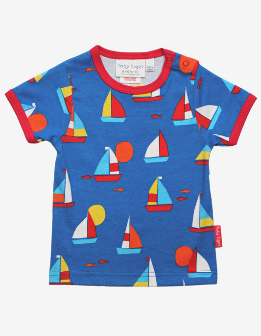 Organic short sleeve shirt with sailing boat print